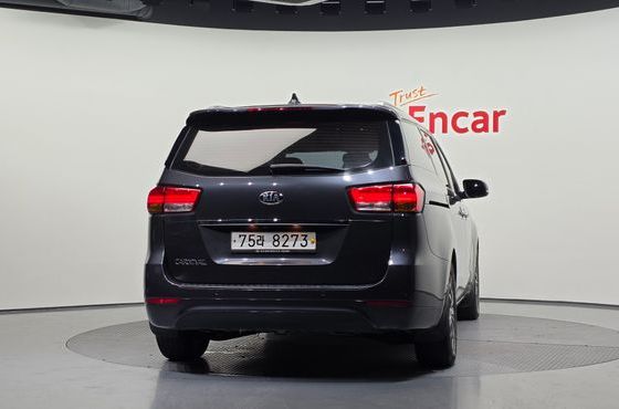 Kia Carnival 11-seater Prestige — пробег 190 115 км — фото 4 из 5
