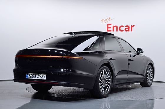 Hyundai Grandeur Calligraphy — пробег 11 070 км — фото 2 из 5
