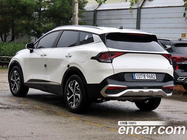 Kia Sportage Signature 2WD — пробег 25 682 км — фото 2 из 5