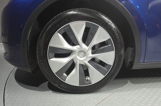 Tesla Model Y Long Range AWD — пробег 37 818 км — фото 5 из 5