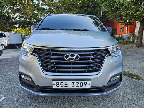 Hyundai Starex Van 5-Seater Modern — пробег 60 368 км — фото 1 из 5