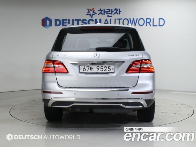 Mercedes-Benz M-class ML350 BlueTEC 4MATIC — пробег 122 869 км — фото 4 из 5