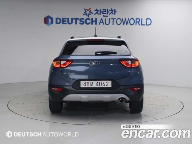 Kia Stonic 1.4 Prestige — пробег 91 461 км — фото 4 из 5