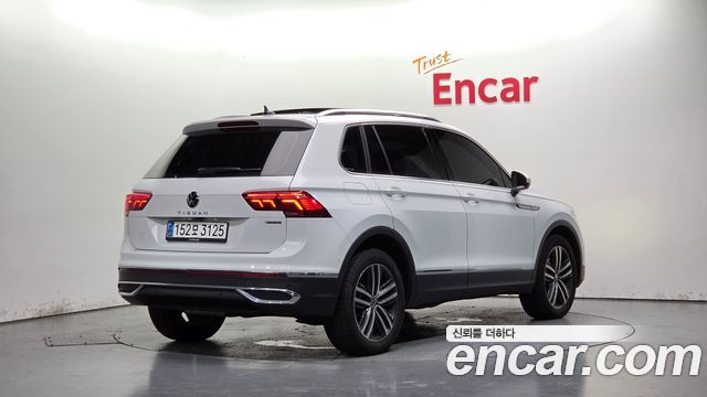 Volkswagen Tiguan 2.0 TDI 4Motion Prestige — пробег 38 364 км — фото 2 из 5