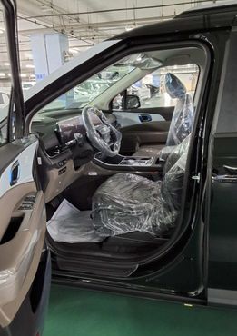 Kia Carnival HEV 9 seater Prestige — пробег 1 км — фото 4 из 5
