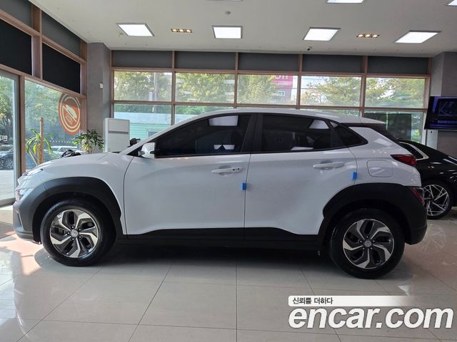 Hyundai Kona Smart — пробег 99 402 км — фото 3 из 5