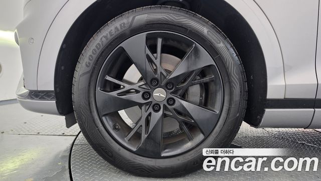 Genesis GV70 2.5T Gasoline AWD — пробег 129 113 км — фото 5 из 5