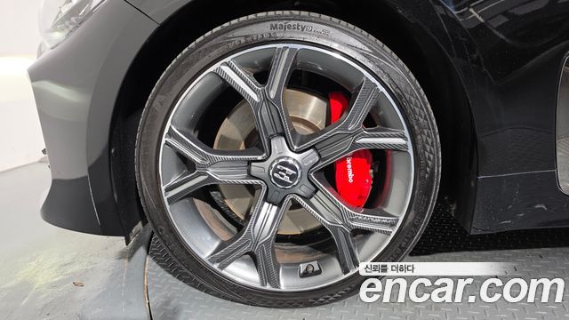 Kia Stinger 3.3 Turbo AWD GT — пробег 64 442 км — фото 5 из 5
