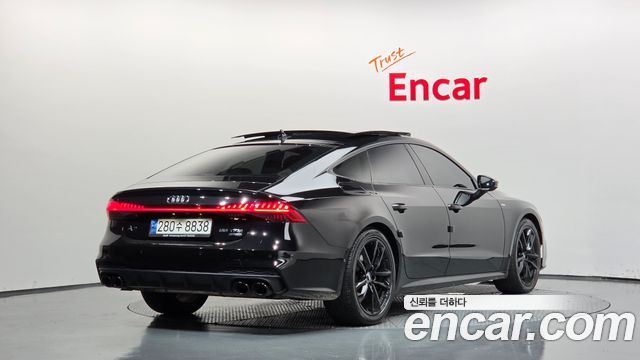 Audi A7 55 TFSI Quattro Premium — пробег 86 284 км — фото 2 из 5