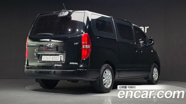Hyundai Starex 3-Seater VAN Smart — пробег 180 245 км — фото 2 из 5