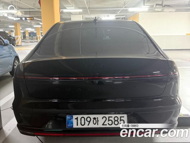 Hyundai Grandeur Honors — пробег 4 300 км — фото 2 из 5