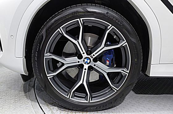 BMW X6 xDrive40i M Sport — пробег 65 602 км — фото 5 из 5