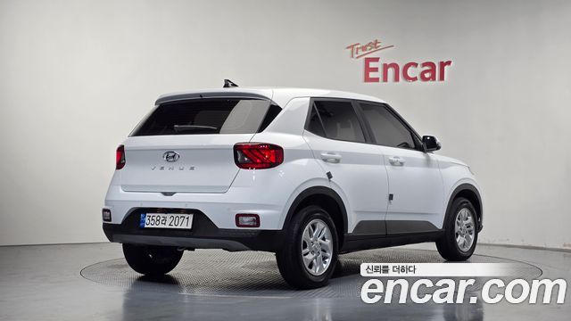 Hyundai Venue из Кореи Encar
