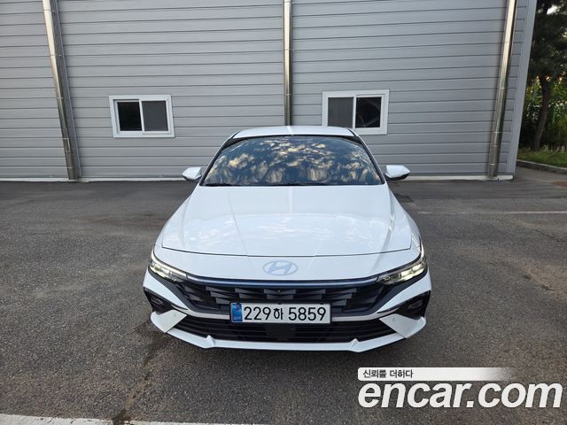 Hyundai AVANTE 1.6 Smart — пробег 1 300 км — фото 5 из 5