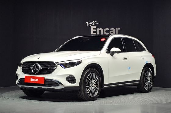 Mercedes-Benz GLC-Class GLC220 d 4MATIC — пробег 2 761 км — фото 1 из 5