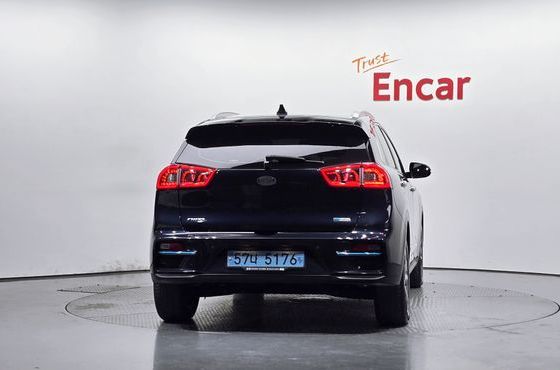 Kia Niro Noblesse — пробег 83 785 км — фото 4 из 5