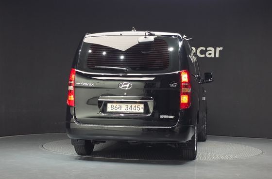 Hyundai Starex Van 5-Seater Modern — пробег 96 044 км — фото 4 из 5