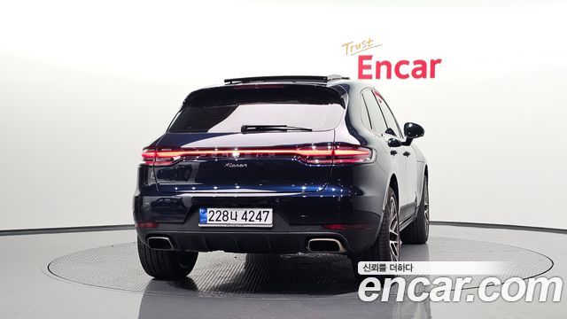 Porsche Macan 2.0 95B — пробег 102 962 км — фото 4 из 5
