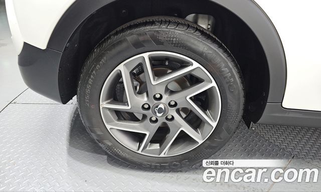 Ssangyong TIBOLI из Кореи Encar