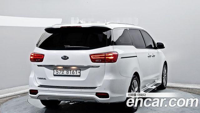 Kia Carnival 9-Seater Noblesse — пробег 73 287 км — фото 4 из 5