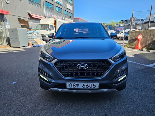Hyundai Tucson Diesel 1.7 2WD Smart — пробег 143 000 км — фото 3 из 5