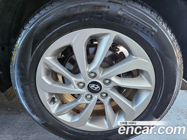 Hyundai Tucson Diesel 1.7 2WD Smart — пробег 143 000 км — фото 5 из 5