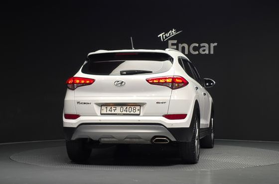Hyundai Tucson Diesel 1.7 2WD Modern Fever — пробег 111 046 км — фото 4 из 5
