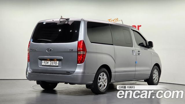 Hyundai Starex 5-Seater VAN CVX Luxury — пробег 139 402 км — фото 2 из 5