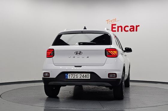 Hyundai Venue 1,6 Premium — пробег 49 622 км — фото 4 из 5