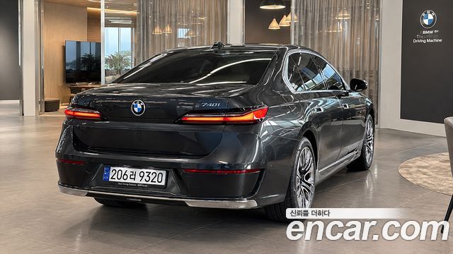 BMW 7-Series 740i sDrive Design Pure Excellence — пробег 14 804 км — фото 2 из 5