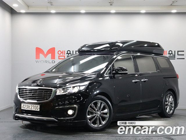 Kia Carnival 9-seater Hi-Limousine Noblesse — пробег 181 388 км — фото 1 из 5