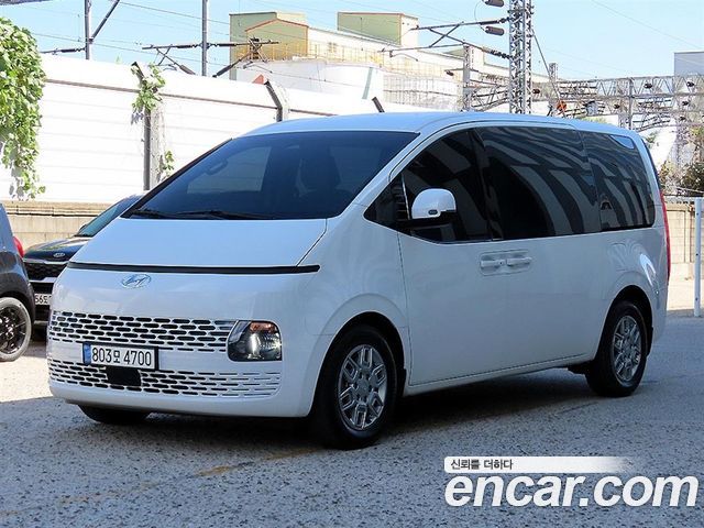 Hyundai Staria Cargo 5-Seater Modern — пробег 31 248 км — фото 2 из 5