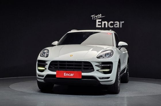 Porsche Macan 3.0 S Diesel 95B — пробег 111 035 км — фото 3 из 5