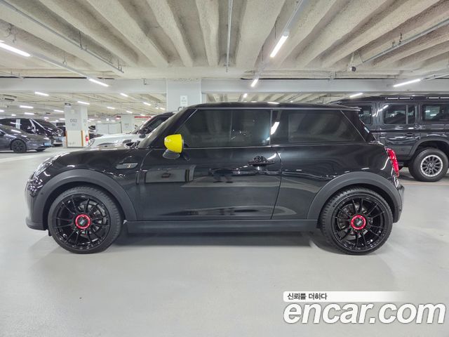 Mini Cooper SE Electric 3rd — пробег 54 728 км — фото 2 из 5