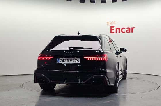 Audi RS6 4.0 TFSI Quattro Avant — пробег 17 665 км — фото 4 из 5