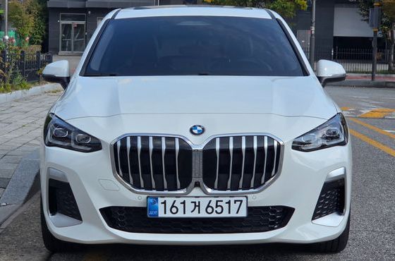 BMW 2-Series 220i M Sport Design — пробег 4 795 км — фото 3 из 5