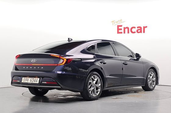 Hyundai Sonata 2.0 Premium Family — пробег 160 026 км — фото 2 из 5