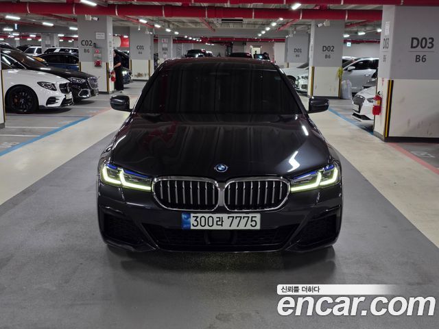 BMW 5-Series 530e M Sport — пробег 67 018 км — фото 3 из 5