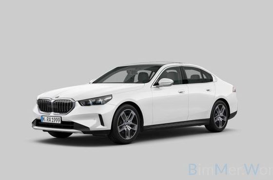 BMW 5-Series 523d — пробег 8 792 км — фото 1 из 5