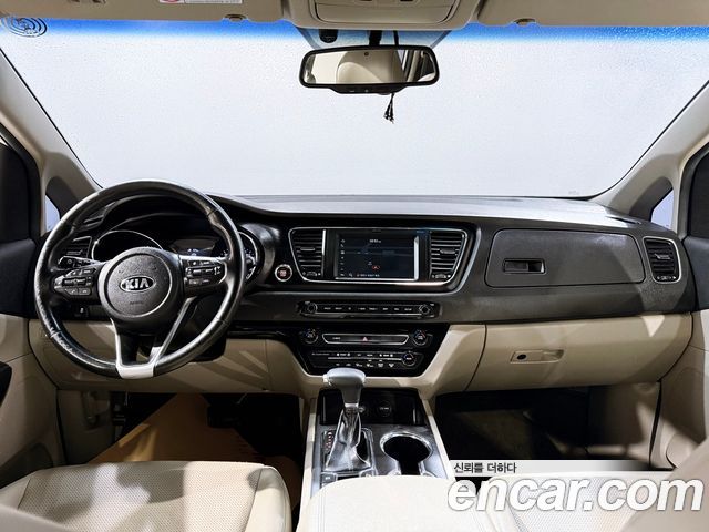 Kia Carnival из Кореи Encar