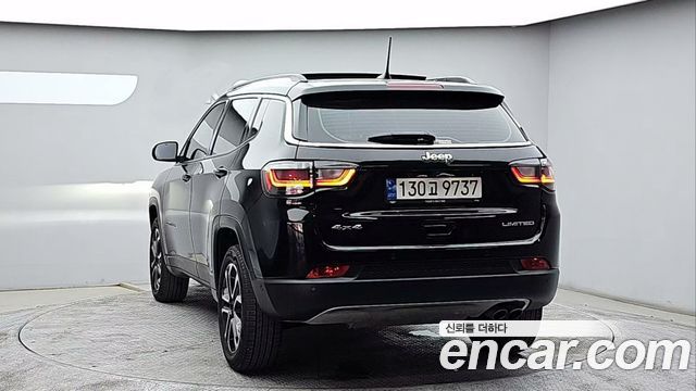 Jeep Compass из Кореи Encar
