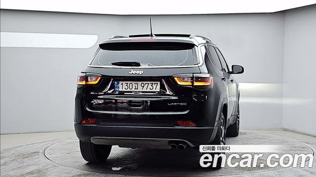 Jeep Compass из Кореи Encar