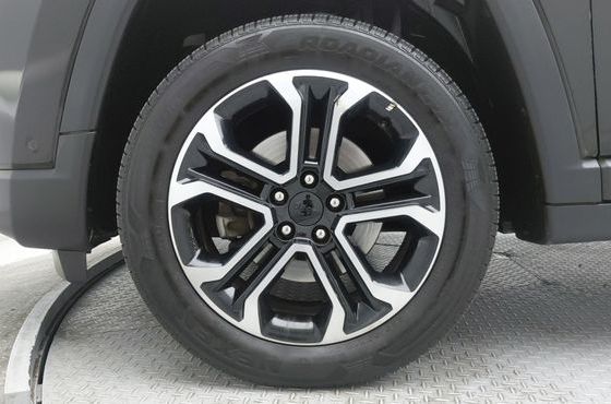 Jeep Compass 2.4 Limitied AWD — пробег 37 437 км — фото 5 из 5