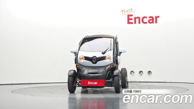 Renault (Samsung) Twizy Intens(2-seater) — пробег 7 514 км — фото 3 из 5