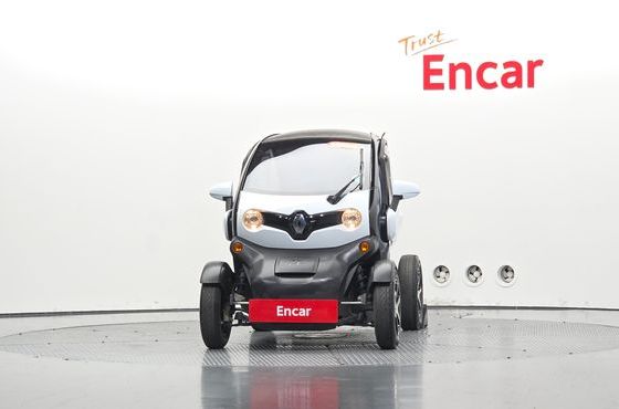 Renault (Samsung) Twizy Intens(2-seater) — пробег 7 514 км — фото 3 из 5