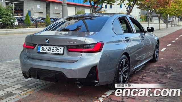 BMW 3-Series 320i M Sport — пробег 4 435 км — фото 2 из 5