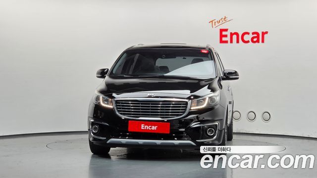 Kia Carnival 9-seater Luxury — пробег 92 878 км — фото 3 из 5