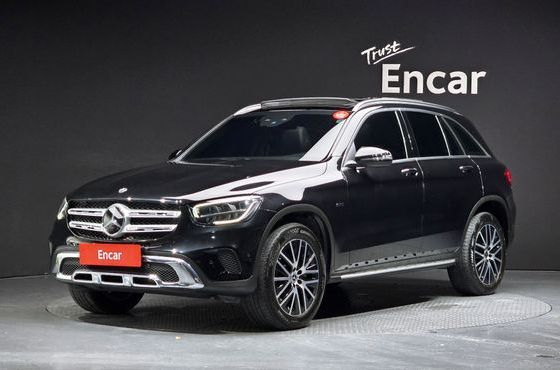 Mercedes-Benz GLC-Class GLC300e 4MATIC — пробег 61 536 км — фото 1 из 5