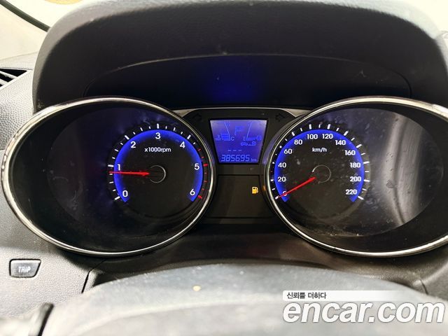 Hyundai Tucson Diesel 2WD LX20 Luxury — пробег 385 695 км — фото 5 из 5