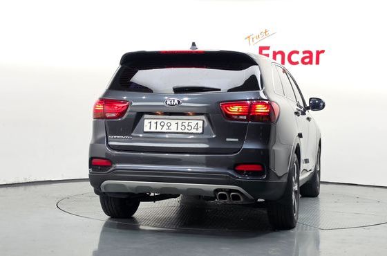 Kia Sorento Diesel 2.0 2WD Luxury — пробег 126 817 км — фото 4 из 5